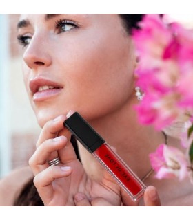 EYE OF LOVE MATCHMAKER CRIMSON KISS RED LIP GLOSS VOLUMIZING EFFECT WITH PHEROMONES 85 ML