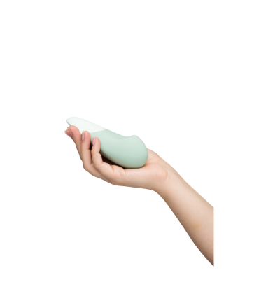 WOMANIZER VIBE LAY ON SILENT VIBRATOR SAGE