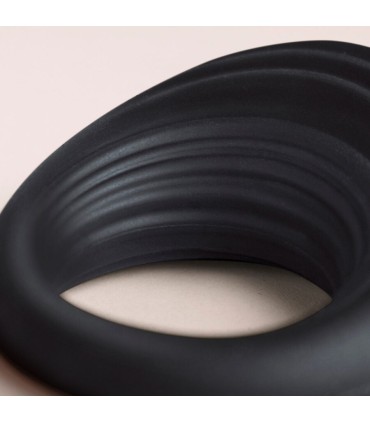 ROCKS OFF SPIRE ANILLO VIBRADOR PARA EL PENE NEGRO