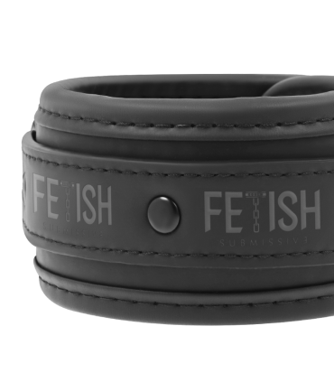 FETISH SUBMISSIVE COLLAR Y ESPOSAS CUERO VEGANO CON FORRO DE NEOPRENO