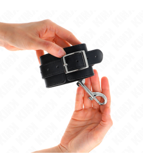 KINK MUNEQUERAS SIMPLES CON FILA DE REMACHES NEGRO AJUSTABLE 17 28 CM X 5 CM