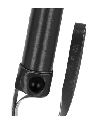 FETISH SUBMISSIVE LATIGO CUERO VEGANO