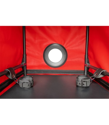 SECRET DOME KINK CLUB CABINA BUKKAKE NEGRO ROJO