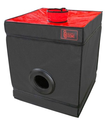 SECRET DOME KINK CLUB CABINA BUKKAKE NEGRO ROJO