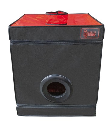 SECRET DOME KINK CLUB CABINA BUKKAKE NEGRO ROJO