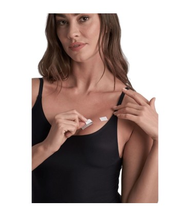 BYE BRA CINTA PARA ROPA CON CAJA METALICA TALLA UNICA